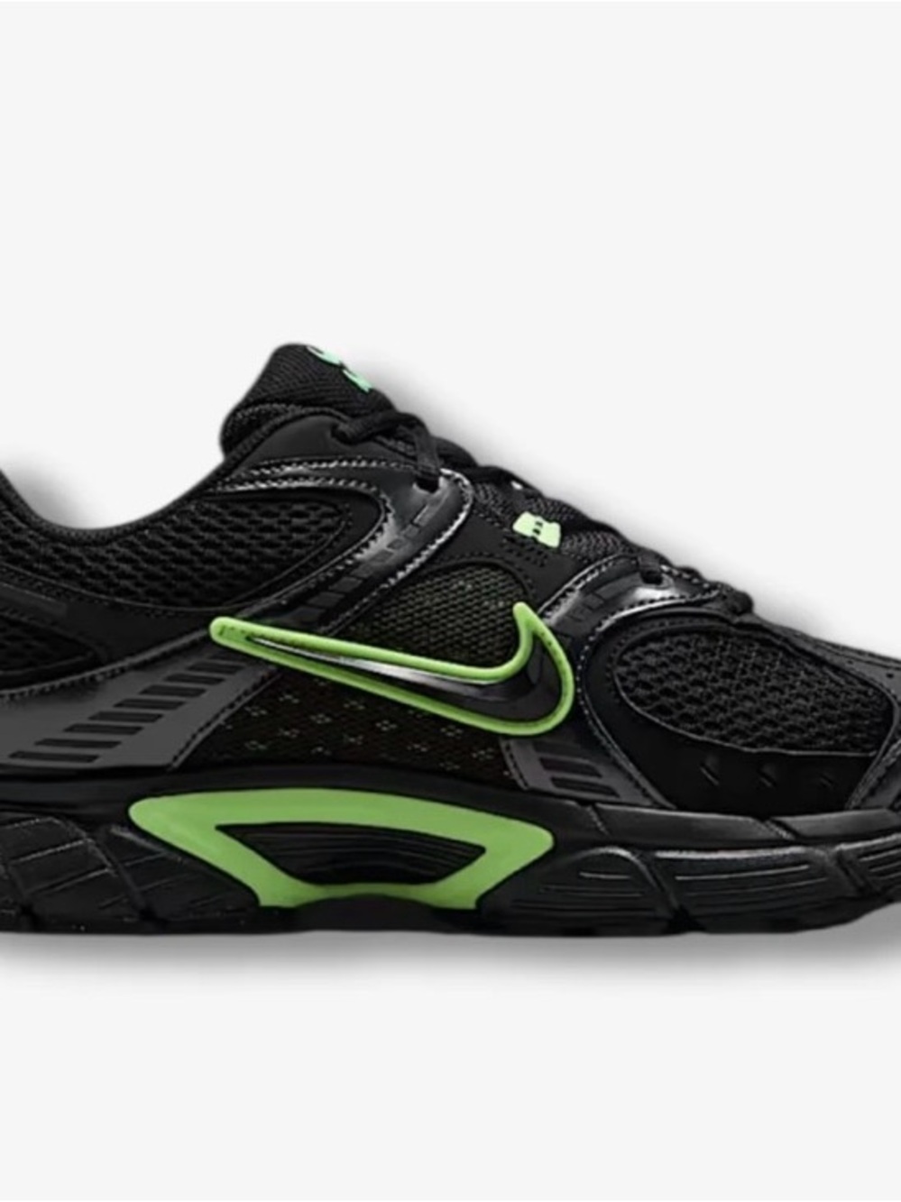 Nike Men's Black Mesh & Synthetic Running Sneaker
